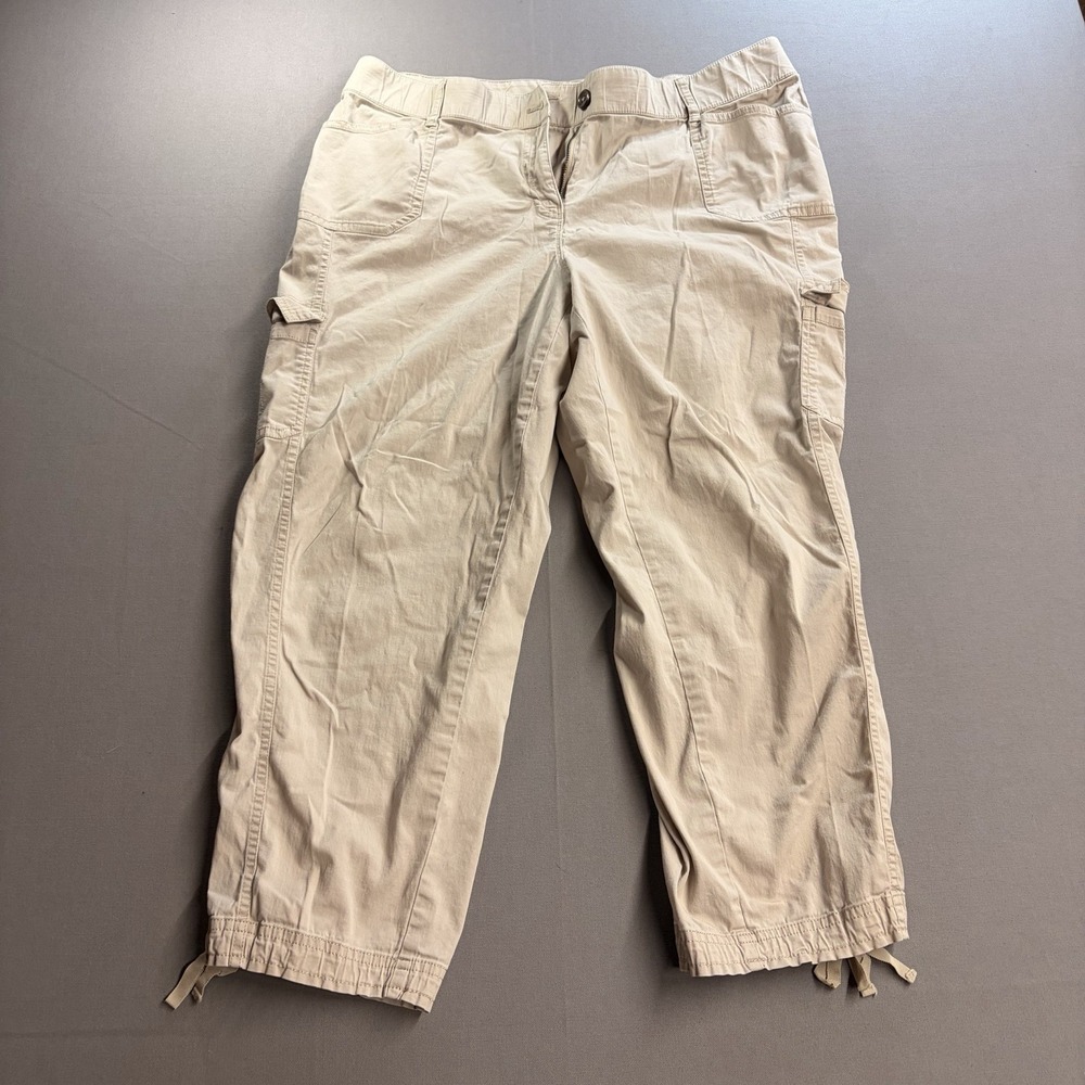 Cato Est 1946 Womens 16W Khaki Cargo Capri Pants Cropped Utility Stretch Beige
